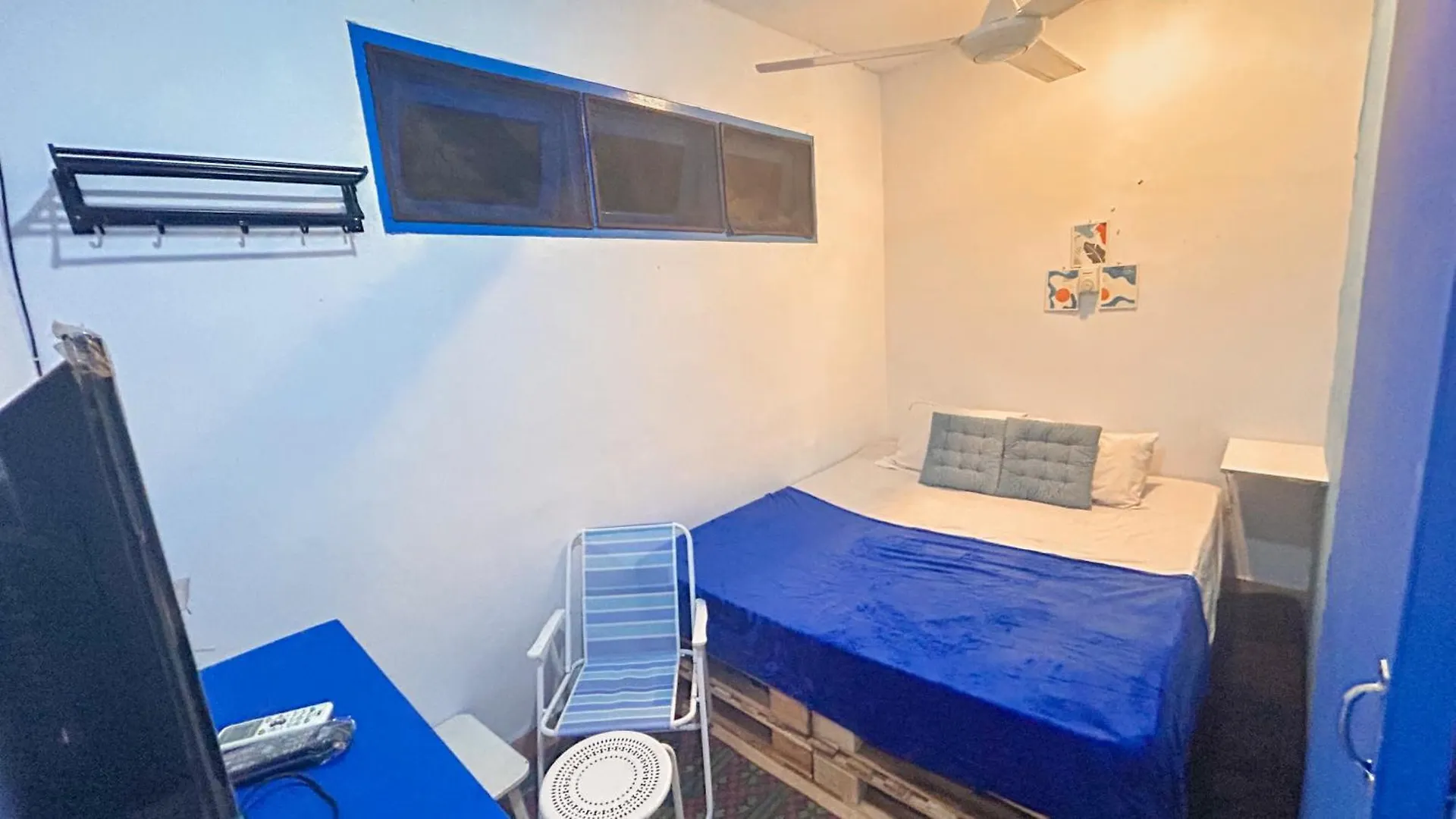 Santorini House In Bali Near Airport Bed & Breakfast Kuta  Indonesia